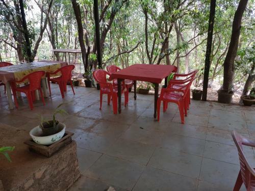 Hotel Kundalika Cottages
