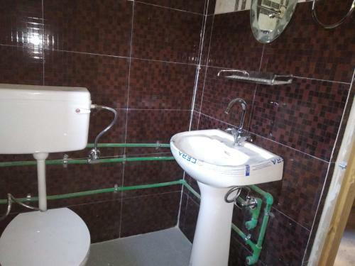 Hotel Deshek Homestay