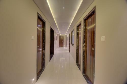 Hotel Omkar Residency