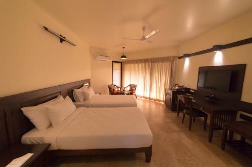 Hotel Kyriad Prestige Riverside Amba Ghat