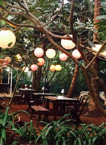 Hotel Mango Beach House Kihim Alibaug