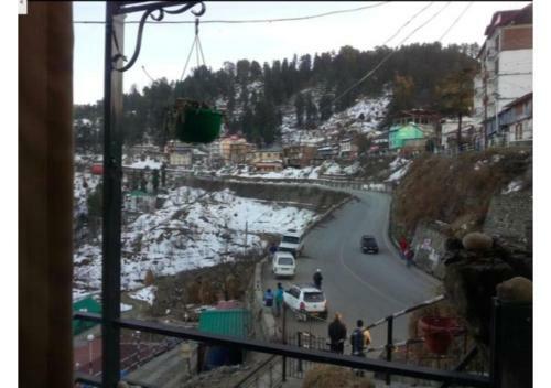 Exotic Kufri Stay With Incredible Views