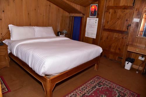 Hotel Snow King Retreat