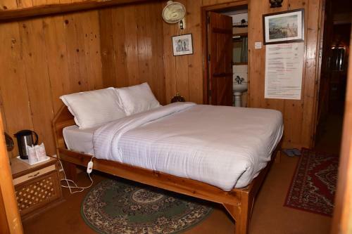 Hotel Snow King Retreat