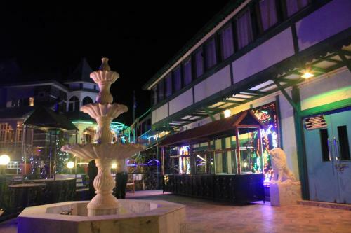 Hotel Snow King Retreat