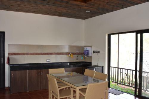 Hotel Forest Escapes Koyna