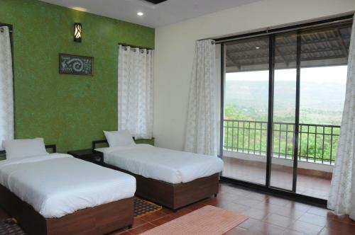 Hotel Forest Escapes Koyna