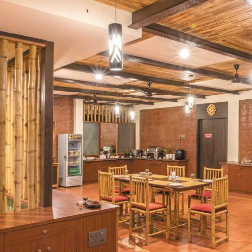 Hotel Forest Escapes Koyna