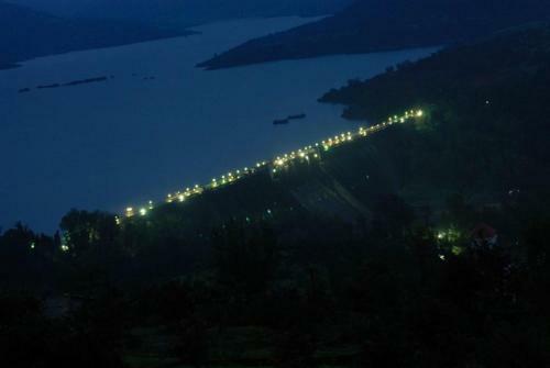 Hotel Koyna Lake Resort