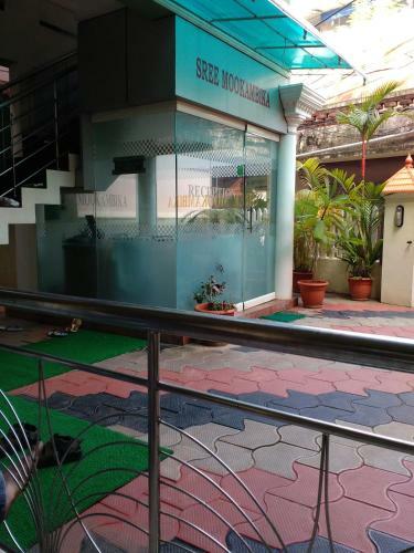 Hotel Mookambika Beach House