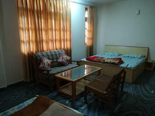Hostal River Site Guest House