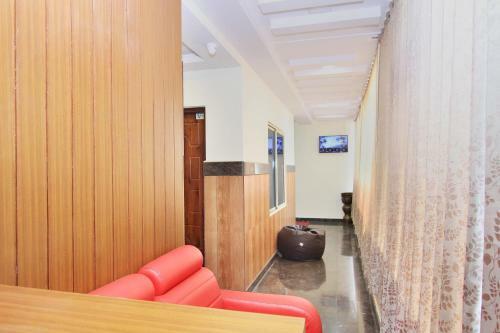 Oyo 10549 Hotel Le Comforts
