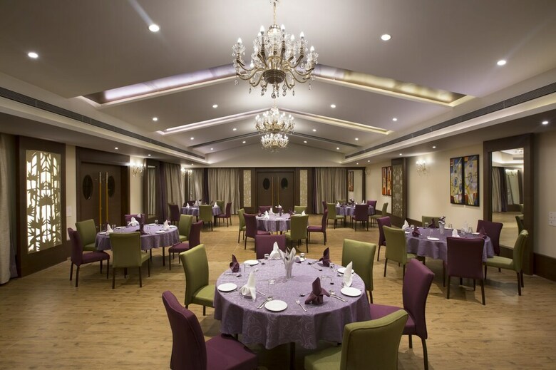 Hotel Purple Palms Resort & Spa