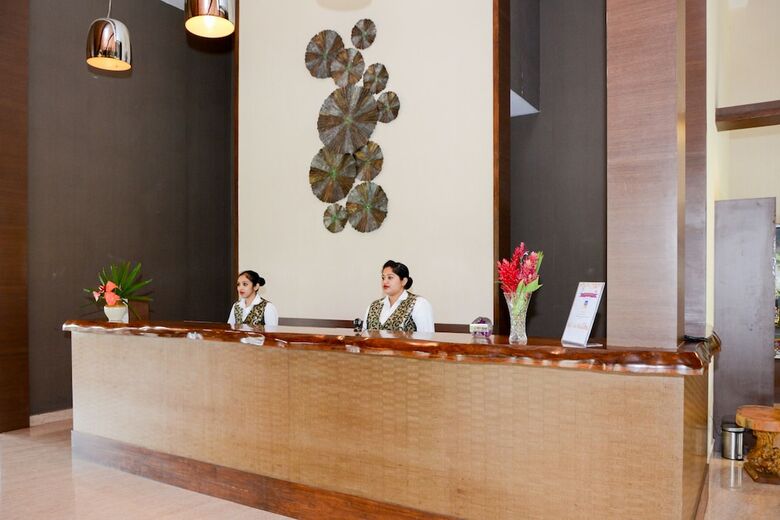 Hotel Purple Palms Resort & Spa