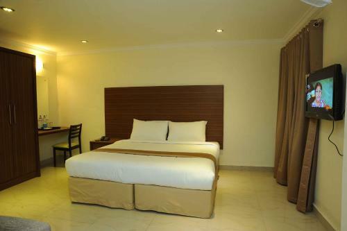 Castle International Premium Hotel