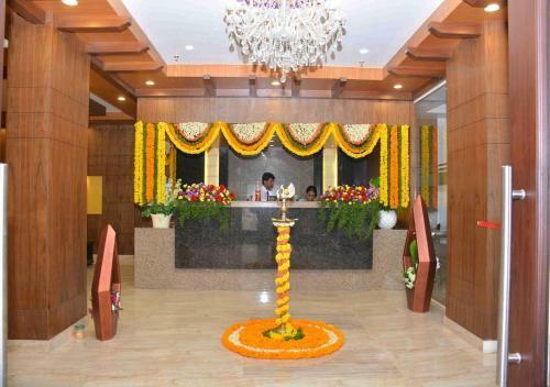 Hotel Triguna Clarks Inn Kurnool