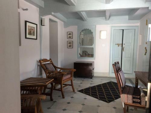 Hotel Ahilya Fort