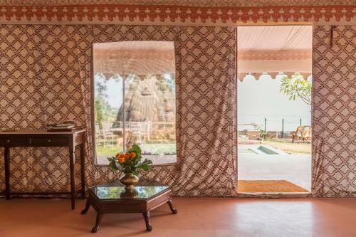 Hotel Ahilya Fort