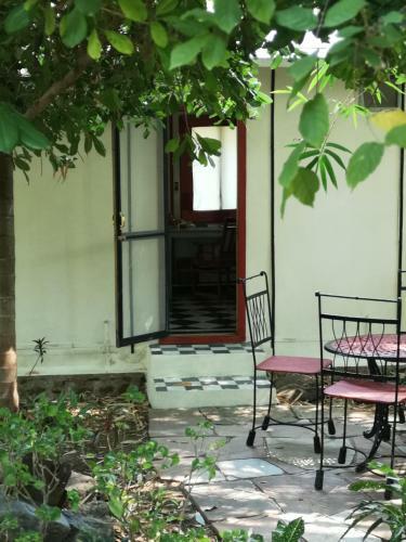 Hotel Ahilya Fort