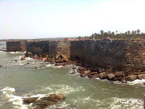 Harshraj Hotels And Home Stay