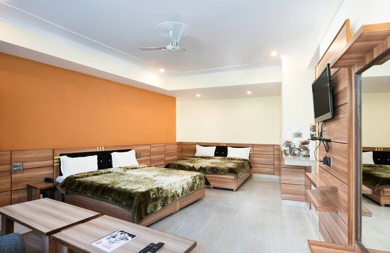 Hotel Pink House