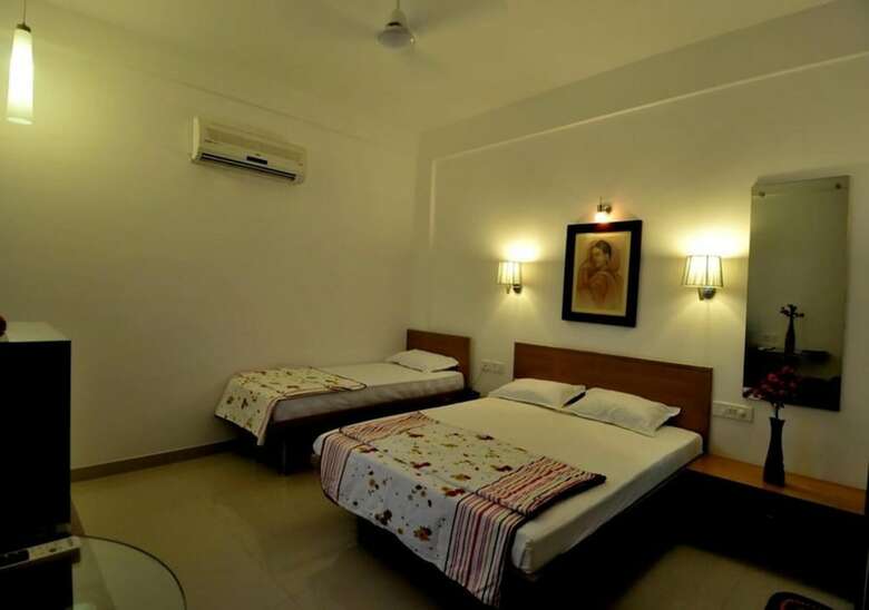 Hotel Surbhi