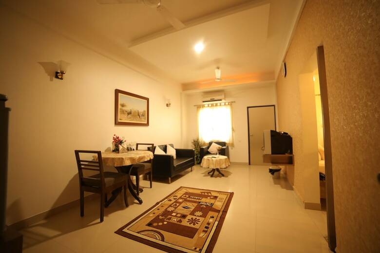 Hotel Surbhi