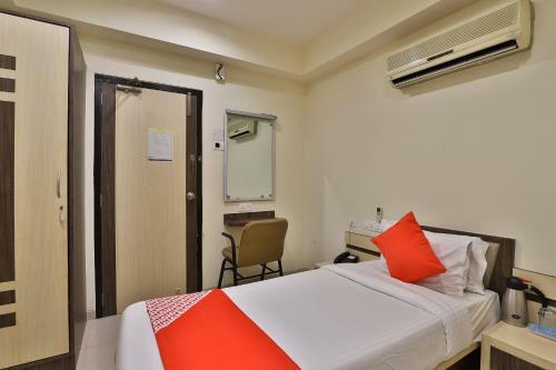 Hotel Oyo 35378 Galaxy Residency