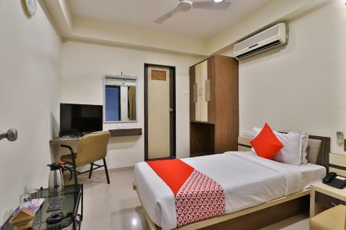 Hotel Oyo 35378 Galaxy Residency