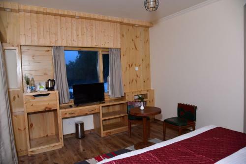 Hotel The Alpine Chalet Resort