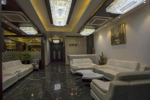 Hotel Ravi Residency