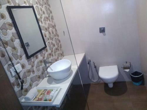 The Grand Vardhman Hotel