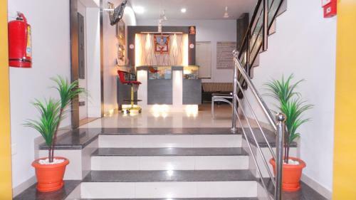 Lodge Hotel Royal Residency Executive