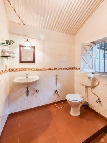 Bed & Breakfast Saffronstays Parsi Manor