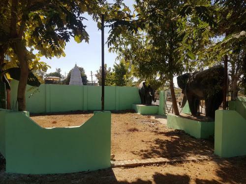 Hotel Tadoba Tiger Resort
