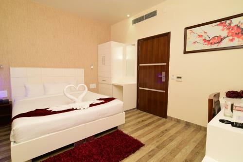 Hotel Swan Zirakpur