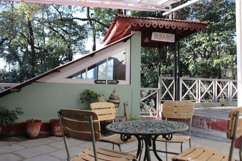 Hotel Aamod Karma Vilas
