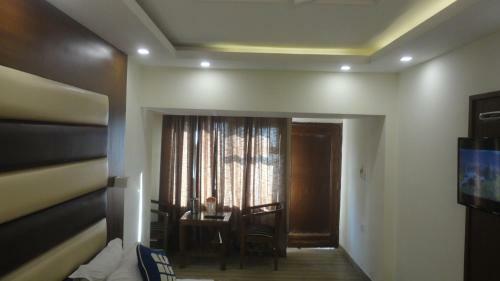 Hotel Valley View