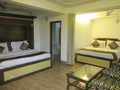 Hotel Luxmount, Mussoorie