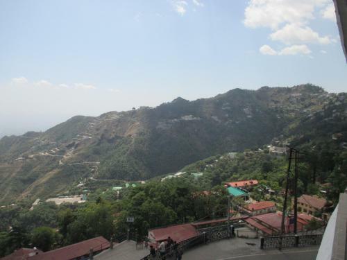 Hotel Luxmount, Mussoorie