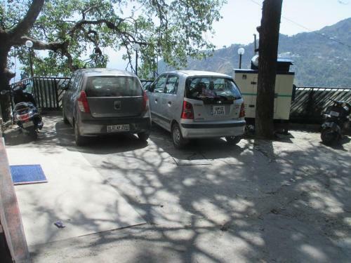 Hotel Luxmount, Mussoorie