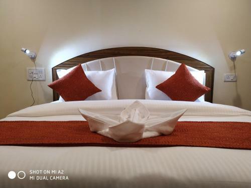 The Modern "a Home Stay - Away From Home"