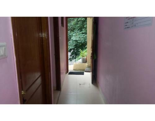 Hostal Rooms Near Mall Road