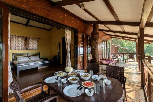 Bed & Breakfast Saffronstays Little Paradise