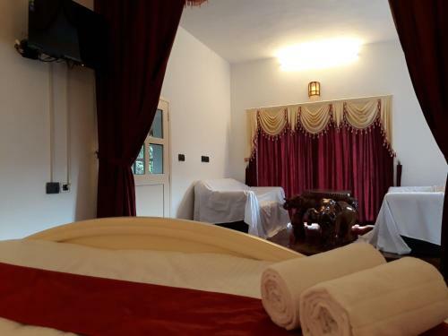 Hotel Golden Green