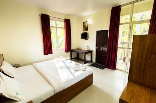 Posada Eden Holidays