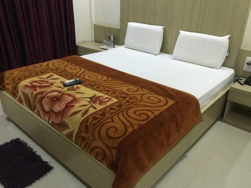 Jk Rooms 101 Hotel Asian Inn-nr. Empress Mall
