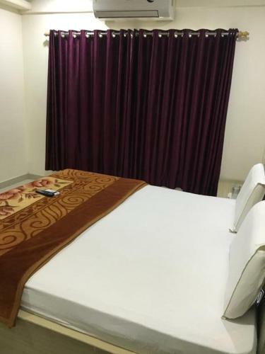Jk Rooms 101 Hotel Asian Inn-nr. Empress Mall