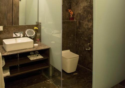 Regenta Central Hotel & Convention Centre Nagpur