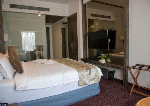 Regenta Central Hotel & Convention Centre Nagpur